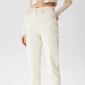 COPY - Basic Mom Jeans High Waisted